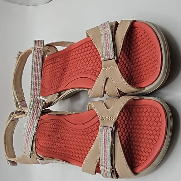 BareTraps Shoes - Baretraps Wolfe strappy sports sandals